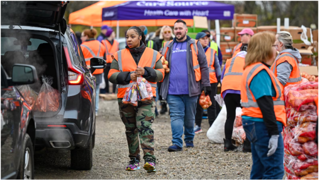 CareSource_and_Dayton_Foodbank_Mass_Food_Distribution.png